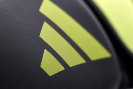 Rękawice do kickboxingu Adidas Kickboxing Competition WAKO czarno żółte