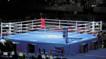 Ring bokserski z certyfikatem IBA