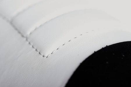 Ochraniacz piszczeli i stopy Adidas biały