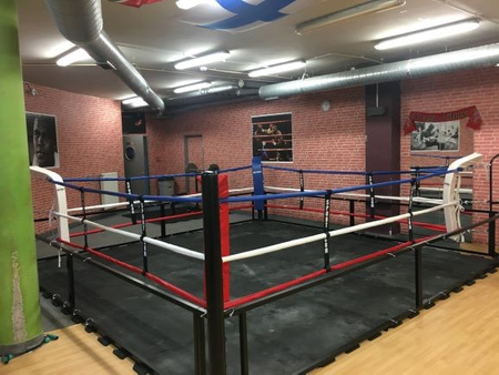 Ring bokserski składany