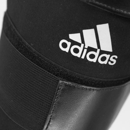 Ochraniacz piszczeli i stopy Adidas