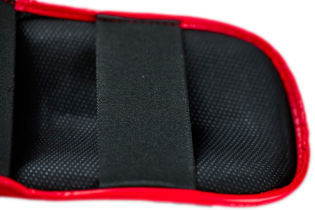 Ochraniacz piszczeli i stopy Adidas czerwony